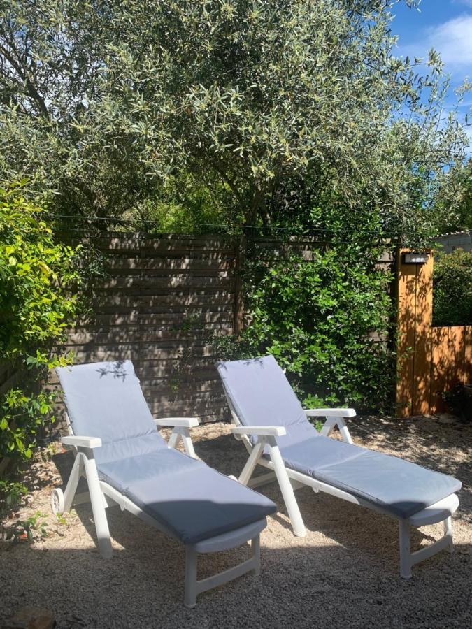 Joli Studio Independant 20M² Avec Jardin Saint-Maximin-la-Sainte-Baume Exterior photo